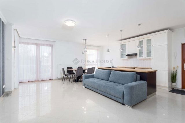 Eladó téglalakás, Kecskeméten 129.99 M Ft, 4 szobás