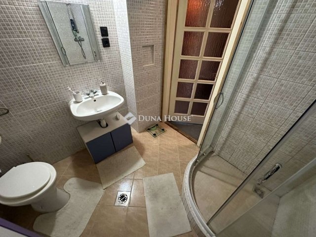 Eladó családi ház, Pilisen 57.9 M Ft, 4 szobás