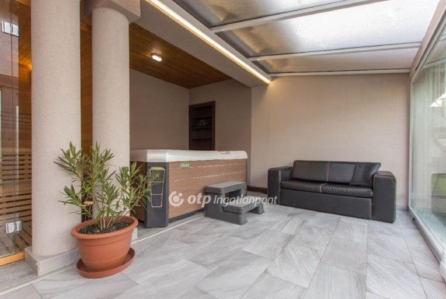 Eladó hotel, Balatonfenyvesen 369 M Ft / költözzbe.hu