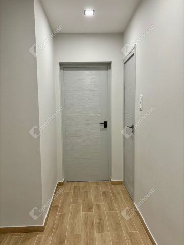 Eladó téglalakás, Tatabányán 38.99 M Ft, 2 szobás
