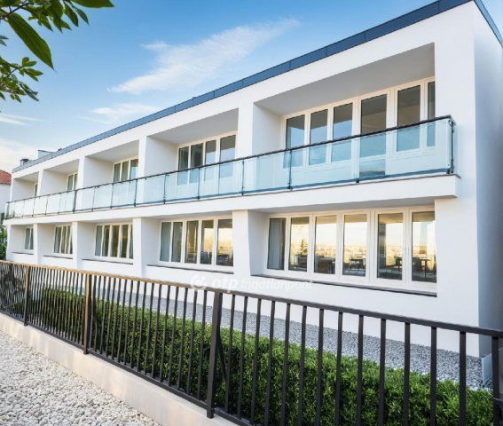 Eladó téglalakás, Hajdúszoboszlón 54.9 M Ft, 3 szobás