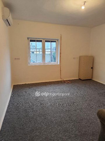 Eladó családi ház, Mezőkövesden 19.99 M Ft, 2 szobás