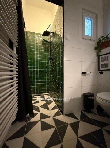 Kiadó téglalakás, albérlet, Budapesten, VI. kerületben