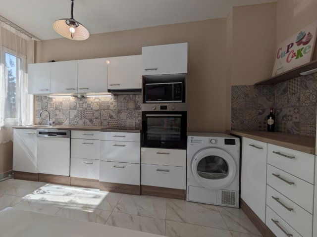 Kiadó téglalakás, albérlet, Debrecenben 320 E Ft / hó, 3 szobás