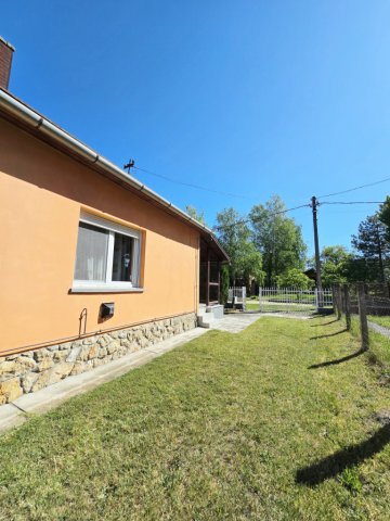 Eladó nyaraló, Zamárdiban 79.5 M Ft, 3 szobás