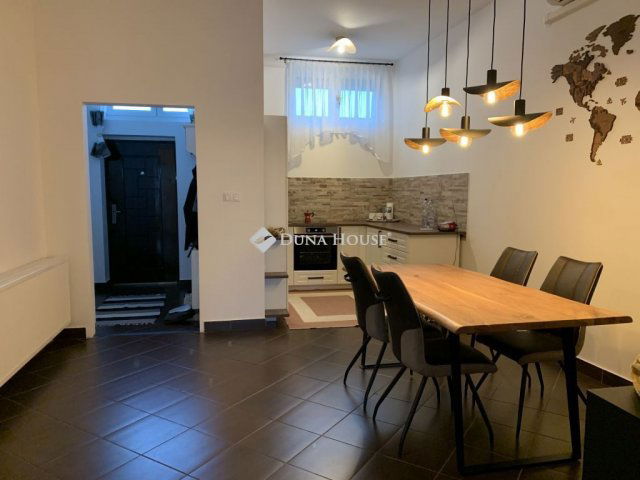 Eladó téglalakás, Érden 140 M Ft, 4 szobás