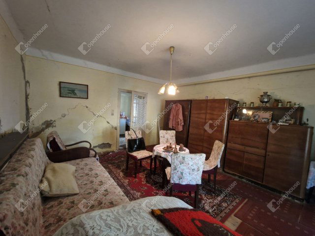Eladó családi ház, Nagyigmándon 32 M Ft, 2 szobás