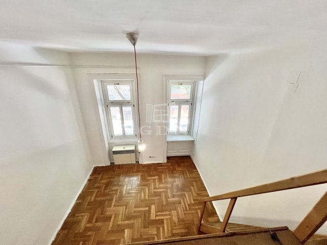 Eladó téglalakás, Budapesten, VII. kerületben 45 M Ft, 1 szobás