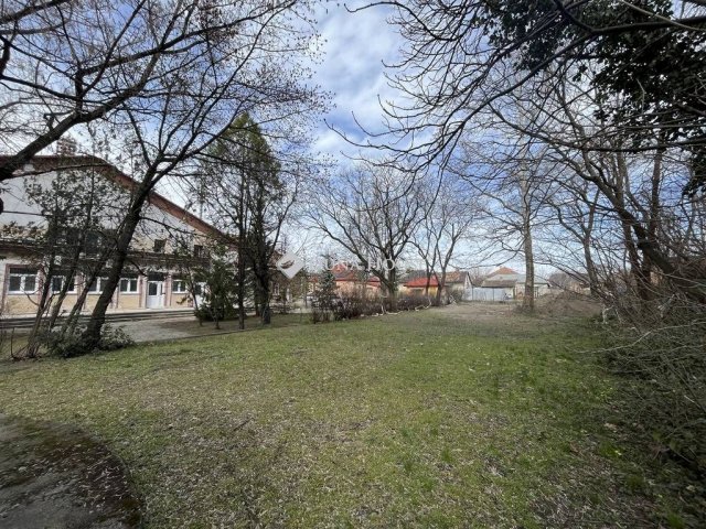 Eladó ipari ingatlan, Budapesten, XXI. kerületben 289 M Ft