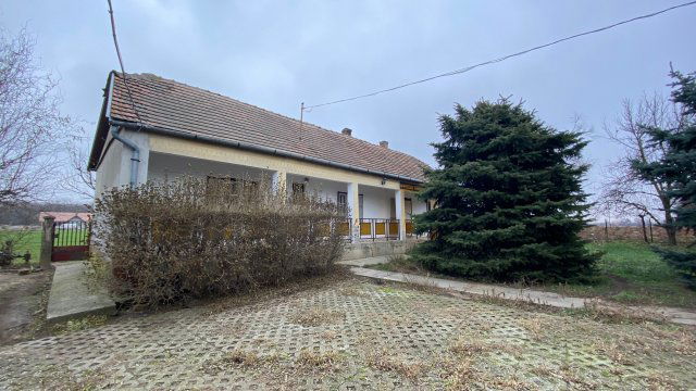 Eladó mezogazdasagi ingatlan, Solton 21.5 M Ft, 2 szobás