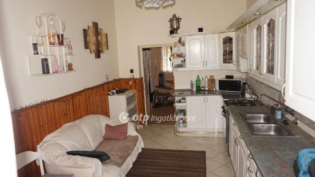 Eladó családi ház, Gyöngyösön 55 M Ft, 3 szobás