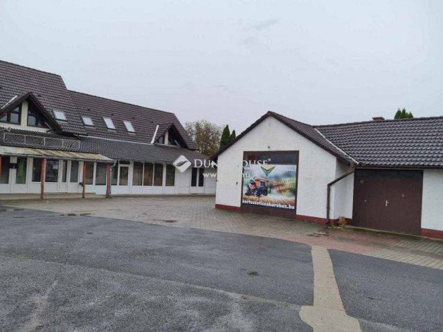 Eladó családi ház, Szentlőrincen 85 M Ft, 3 szobás