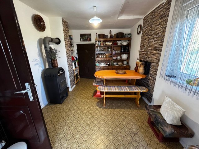 Eladó családi ház, Pellérden 7.9 M Ft, 1 szobás