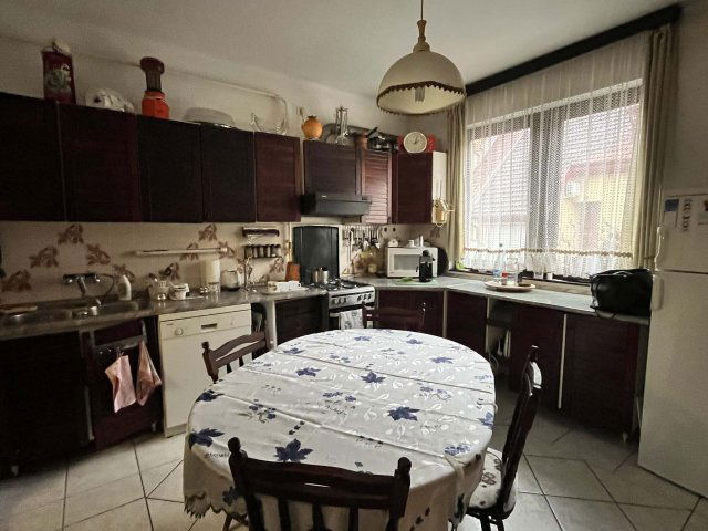 Eladó sorház, Debrecenben 134.9 M Ft, 5 szobás