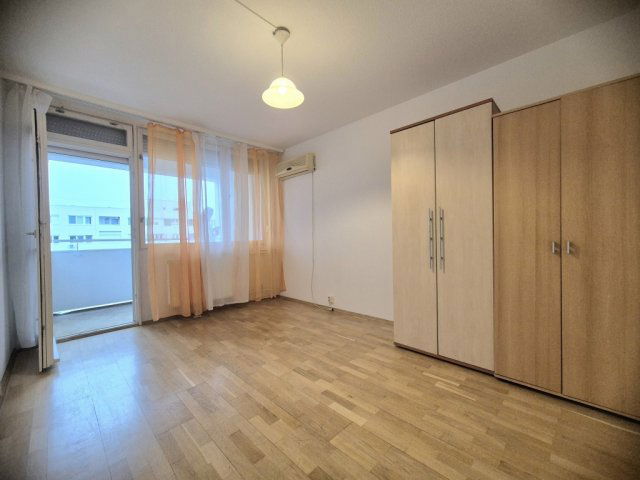 Eladó panellakás, Budapesten, III. kerületben 74.6 M Ft, 2 szobás