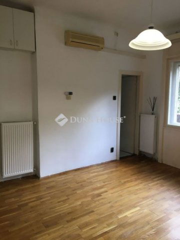 Eladó téglalakás, Budapesten, XIV. kerületben 52.9 M Ft