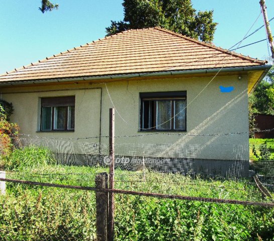 Eladó családi ház, Kányban 27.6 M Ft, 3+1 szobás