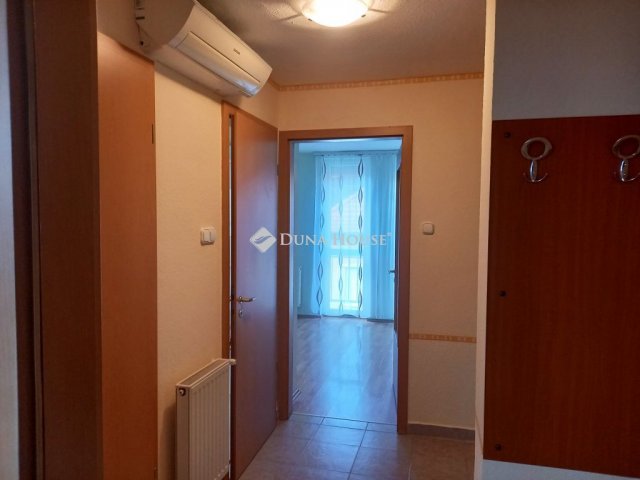 Kiadó téglalakás, albérlet, Gyöngyösön 120 E Ft / hó