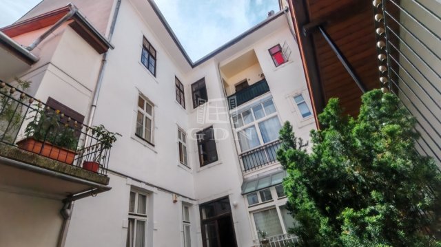 Kiadó téglalakás, albérlet, Budapesten, I. kerületben, 1 szobás