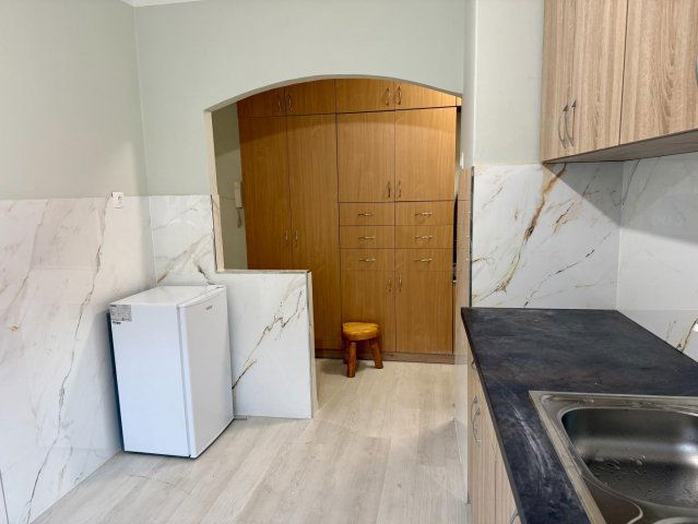 Kiadó téglalakás, albérlet, Tatabányán 160 E Ft / hó