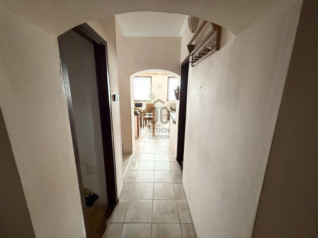 Eladó családi ház, Debrecenben 89 M Ft, 4 szobás