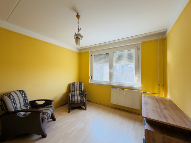 Eladó panellakás, Miskolcon, Kis-Hunyad utcában 40.49 M Ft