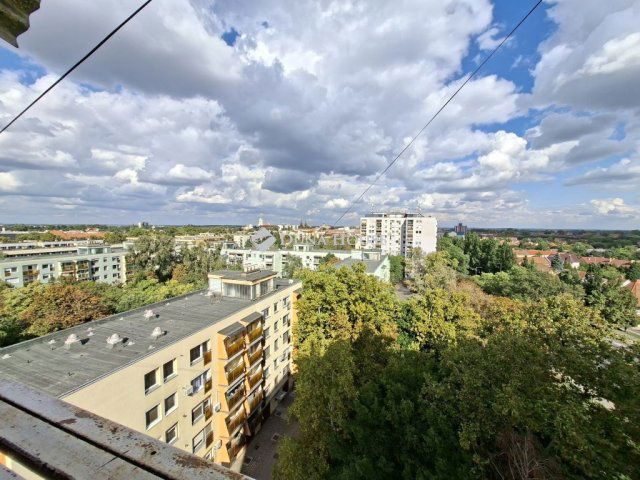 Kiadó panellakás, albérlet, Békéscsabán 130 E Ft / hó