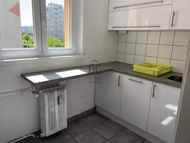 Eladó panellakás, Budapesten, III. kerületben 79.9 M Ft, 3 szobás