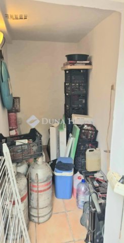 Eladó családi ház, Szegeden 38 M Ft, 1 szobás