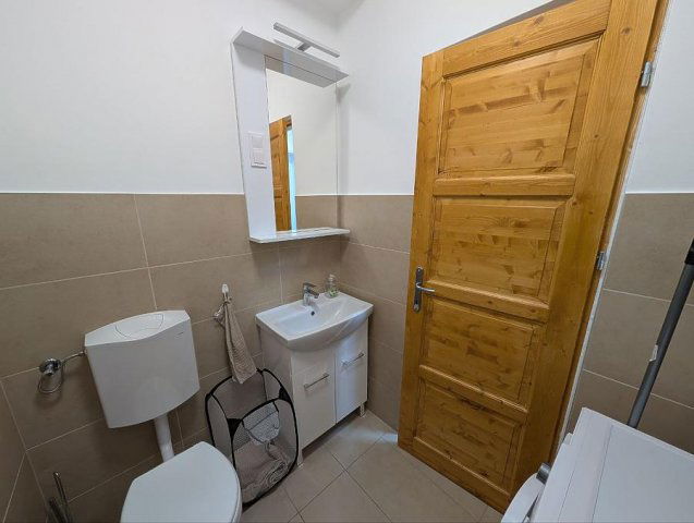 Kiadó iroda, Budapesten, IV. kerületben 230 E Ft / hó, 1+1 szobás