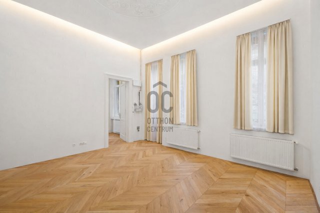 Eladó téglalakás, Budapesten, II. kerületben 151 M Ft, 2 szobás