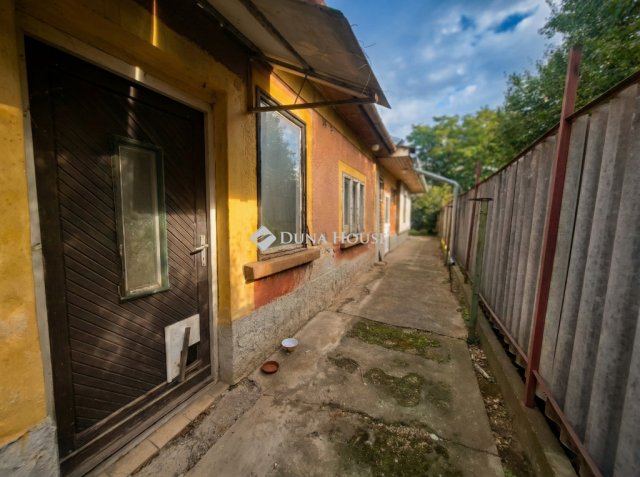 Eladó családi ház, Budapesten, XVIII. kerületben 95 M Ft