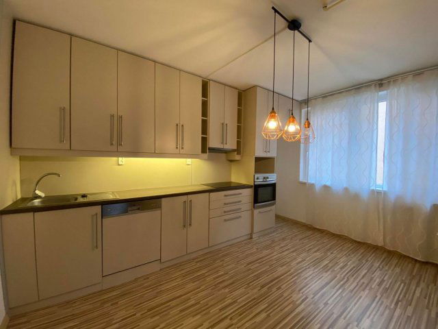 Kiadó panellakás, albérlet, Debrecenben 250 E Ft / hó, 2 szobás