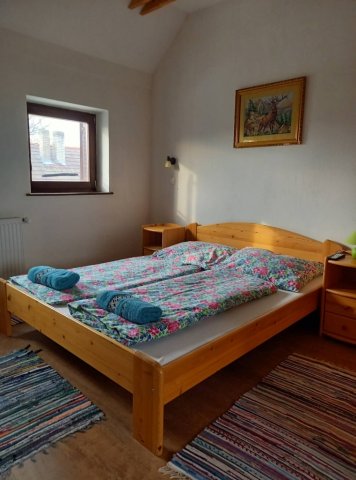 Eladó családi ház, Alsónyéken 149.9 M Ft, 9 szobás