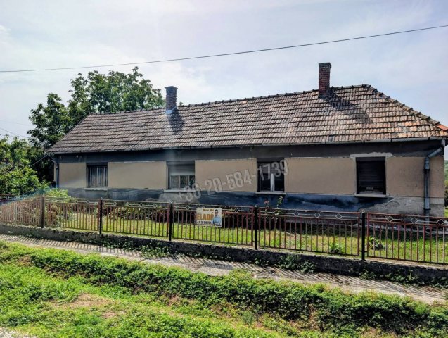 Eladó családi ház, Kerecsenyen 10.9 M Ft, 3 szobás