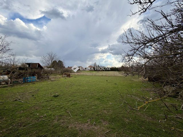 Eladó családi ház, Nagylókon 13.9 M Ft, 1 szobás