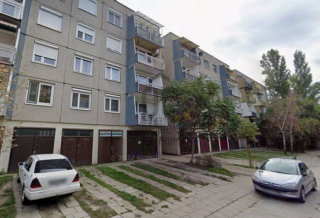 Eladó panellakás, Kecskeméten 47.9 M Ft, 2 szobás