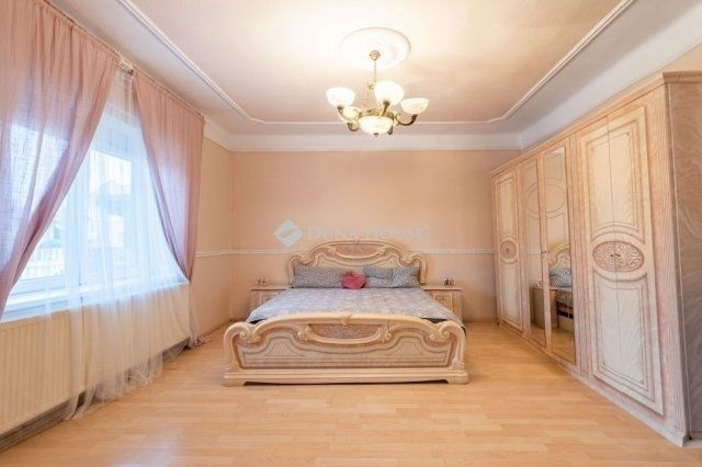 Eladó családi ház, Budapesten, XVIII. kerületben 120 M Ft