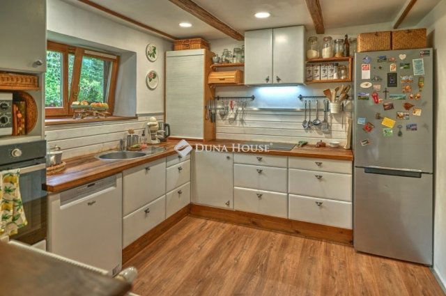 Eladó családi ház, Zalaegerszegen 95 M Ft, 3 szobás