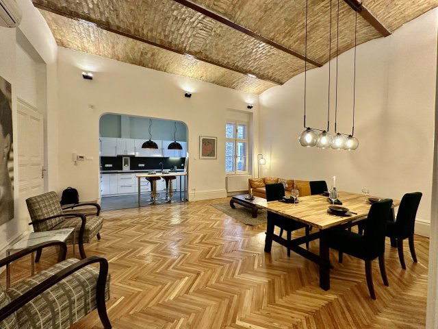 Eladó téglalakás, Budapesten, VI. kerületben 134.9 M Ft