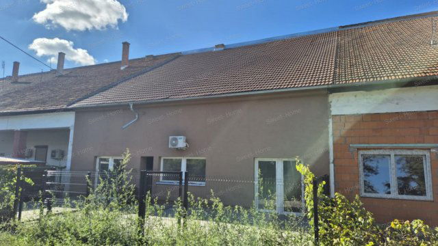 Eladó téglalakás, Kecskeméten 59 M Ft, 5 szobás