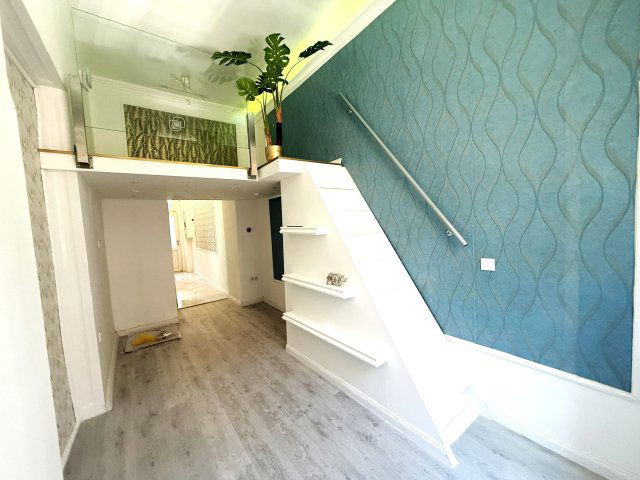 Eladó téglalakás, Budapesten, VII. kerületben 46.9 M Ft