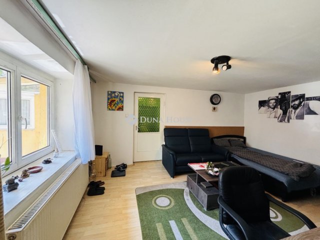 Eladó családi ház, Debrecenben 72.9 M Ft, 3 szobás