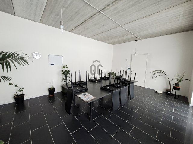 Kiadó iroda, Szigethalmon 800 E Ft / hó / költözzbe.hu