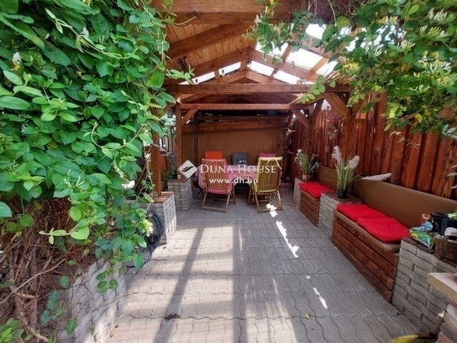 Eladó családi ház, Budapesten, XVI. kerületben 130 M Ft
