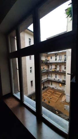 Eladó téglalakás, XIII. kerületben, Hollán Ernő utcában