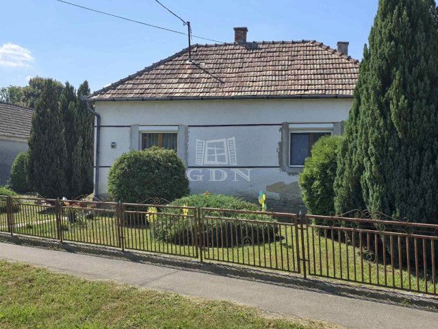Eladó családi ház, Zalatárnokon 22.5 M Ft, 2 szobás