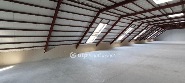 Kiadó ipari ingatlan, Budapesten, III. kerületben 600 E Ft / hó