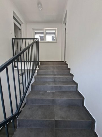 Eladó téglalakás, Mendén 74.9 M Ft, 4 szobás