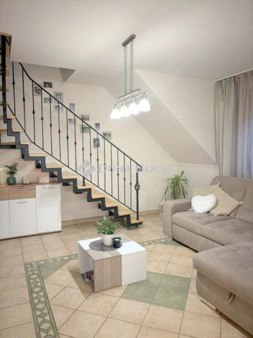 Eladó téglalakás, Nyíregyházán 64.9 M Ft, 4 szobás